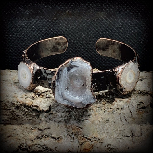 Agate Crystal Cave Sunflower Bronze Bracelet